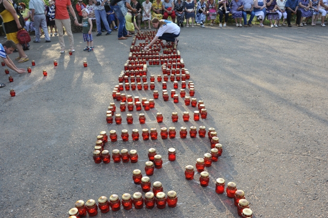 Жданова и министры зажгли свечи в память о погибших в Великой Отечественной войне