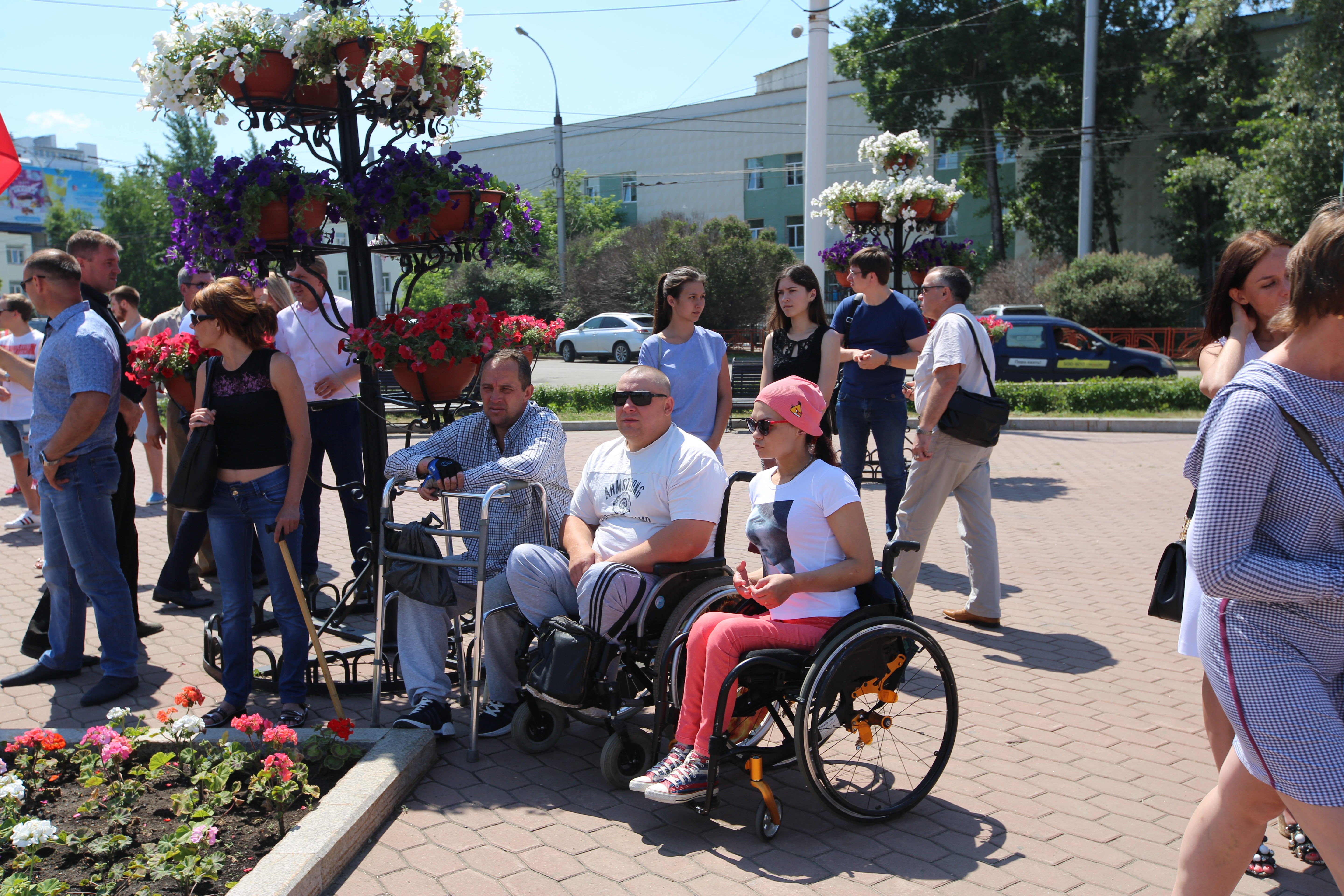 Митинг против беззакония, в защиту прав инвалидов: репортаж Бабра
