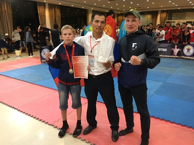 Забайкалец взял «бронзу» по кикбоксингу на Международном фестивале единоборств