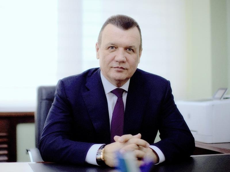 Вместо ответа на вопросы по «микрорайону для медиков» Давыдов предложил Заб.ру сотрудничать