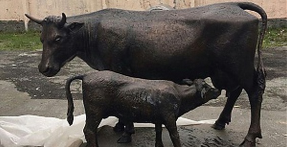 В Петропавловске установят бронзовую корову с теленком