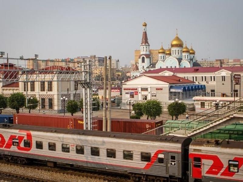 Жданова и Лиханов поздравили забайкальцев с Днём железнодорожника